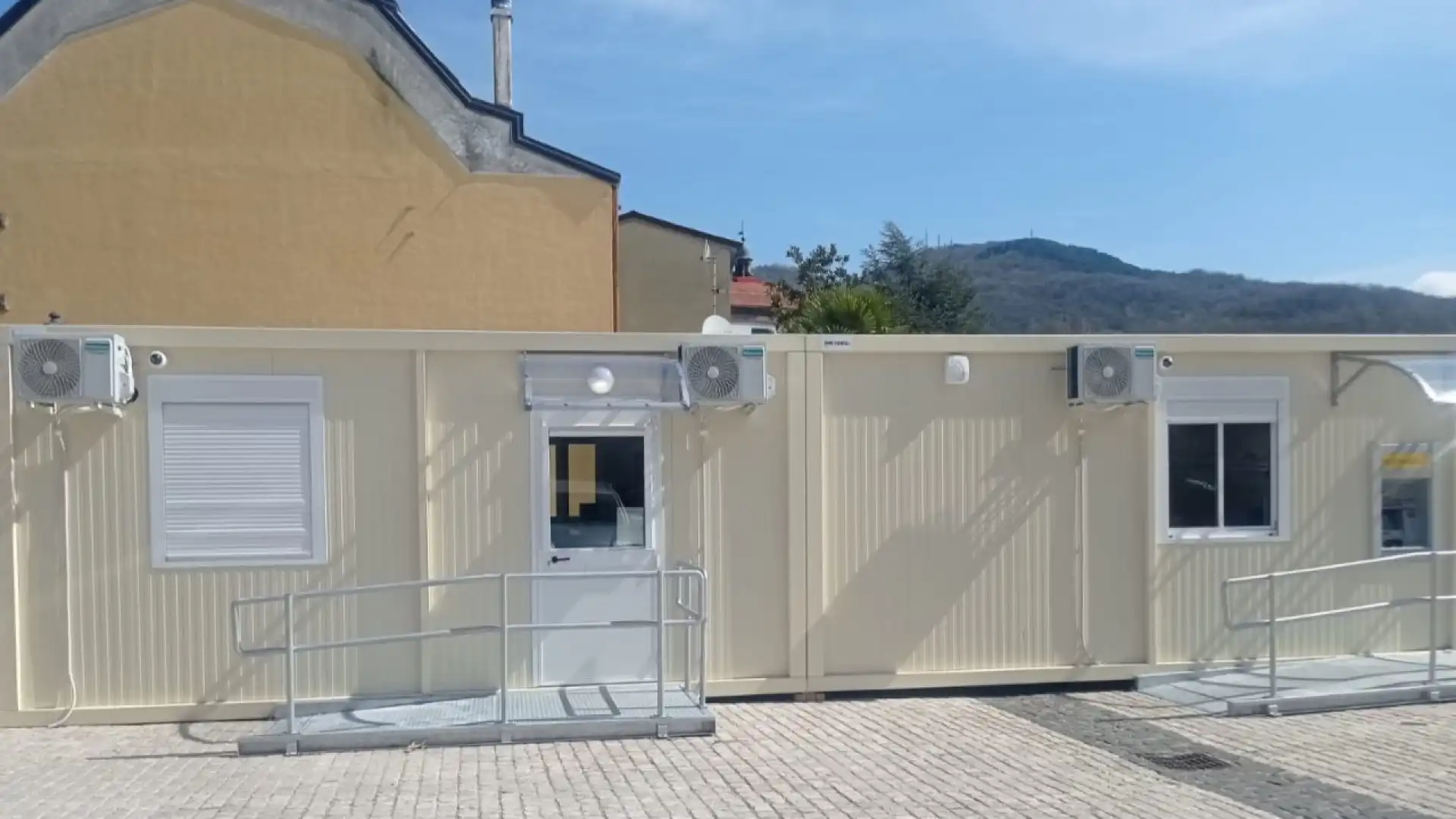 Colli a Volturno. ufficio postale tornato operativo su un container. Intanto, la storica sede di Via Roma verrà ammodernata grazie al progetto “Polis”.